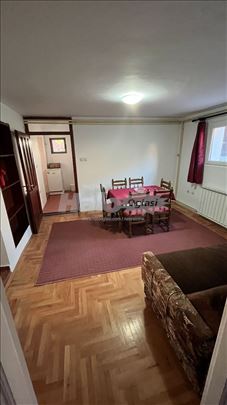 Namešten stan za studente