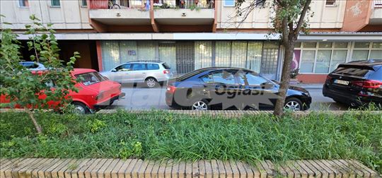 Odličan lokal na ulici