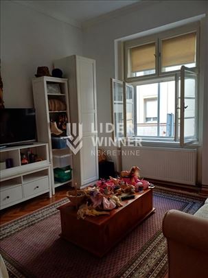 Prelep salonac u centru grada ID#125780