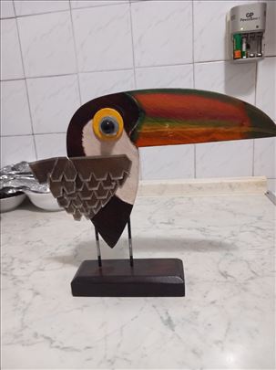 Drvena figura papagaj 