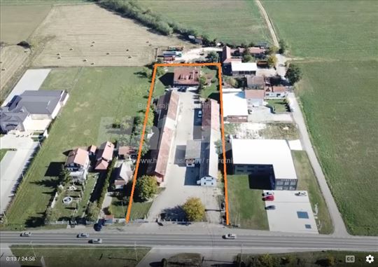 PRODAJA - fabrika sa 5 hala i  kućom