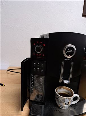 Kaffe aparat jura c5 kao nova