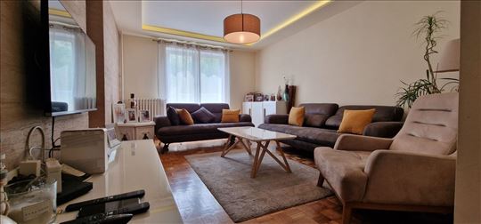 Bežanijska kosa 2, renoviran, odličan, ID 21045