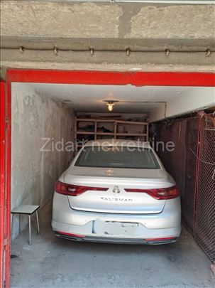 Blok 61, Jurija Gagarina, garaža 16m2