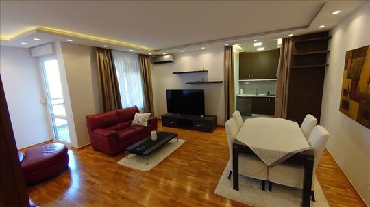 Park apartmani, lux, garaža, ID 8654