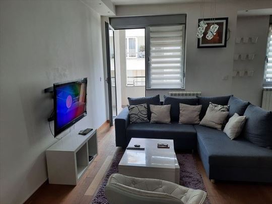 Top ponuda, 3.0 super stan, Vračar, ID 5379