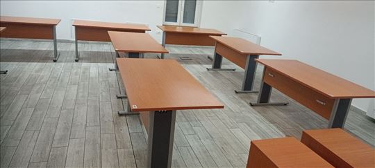 Kancelarijski stolovi dim 150x75cm i 160x80cm 