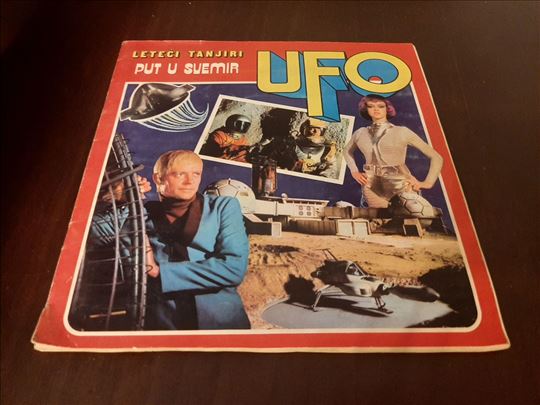 UFO Leteći tanjiri Put u svemir Panini Decje Novin