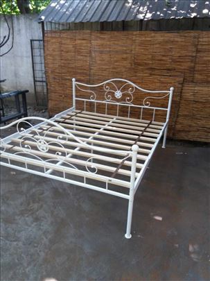 Doživotni kreveti od metala - Model 16