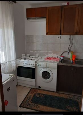 Izdajem kuću 