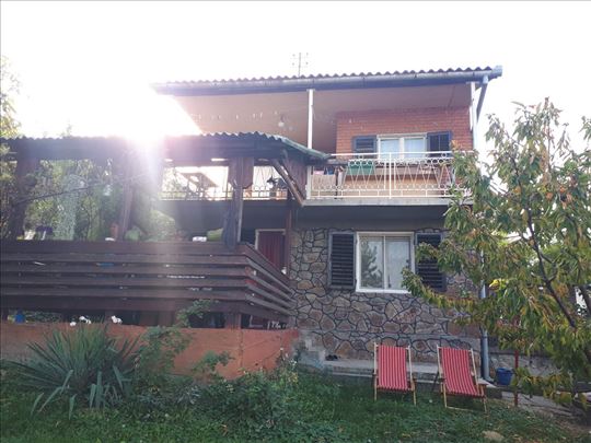 Kuća u Rakovcu 38m2 hitno