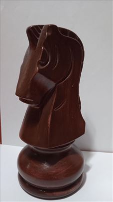 Šahovska figura od gipsa