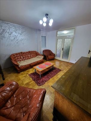 Blok 70, renoviran, funkcionalan, ID 3342