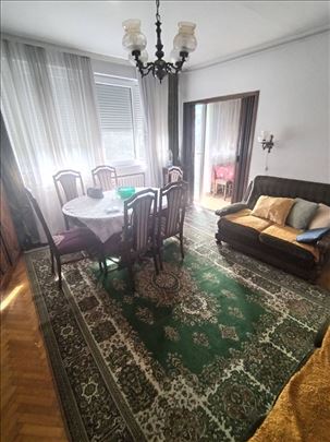 Beo centar, svetao, 2 sobe, 50m2,terasa,opremljen 