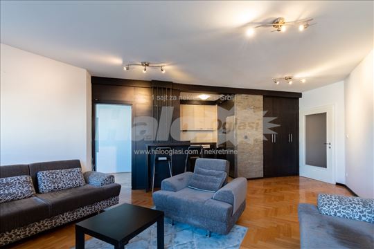 Trosoban stan u naselju Stepa Stepanovic