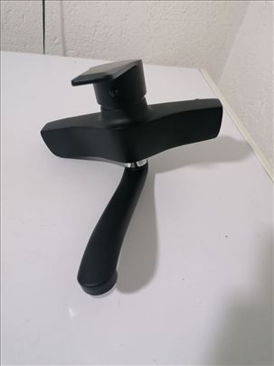 Slavina za lavabo jednoručna crna model 5 novo
