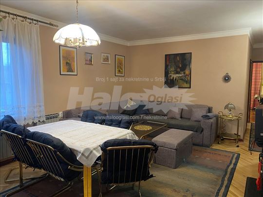 U cenu je sve uracunato osim struje i gasa! 