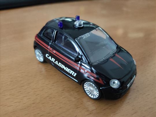 Policijski auto Fiat 500 Fica Carabinieri / Police