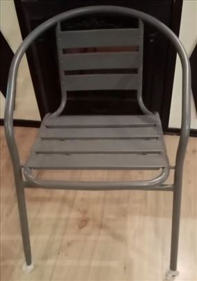 Metalna baštenska stolica novo akcija