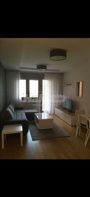 A blok, dvosoban, namesten, sa garaznom mestom