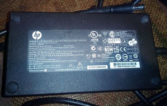 HP/COMPAQ 19.5V-10.3A 200W- laptop adapter