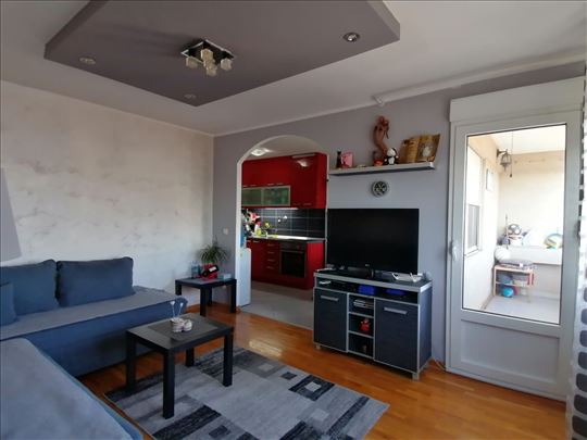 Blok 70, renoviran, funkcionalan, ID 17259