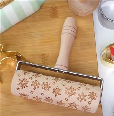 Novogodišnja reljefna oklagija Pahulje