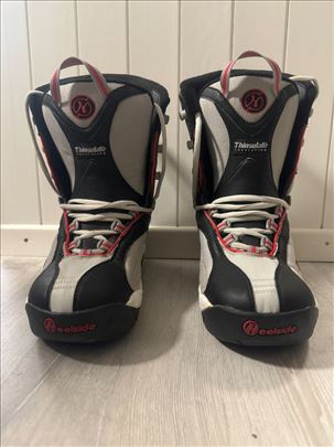 Cipele za snowboard Thinsulate vel. EU 45.5