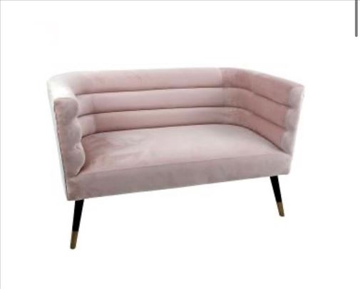 Sofa roza