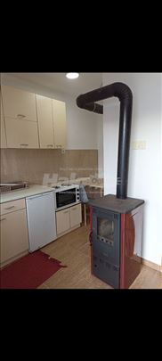 Izdajem stan u centru grada