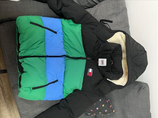 Tommy Hilfiger zimska jakna L veličina