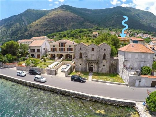 Crna Gora, Prčanj, apartman 90m od mora 4 osobe