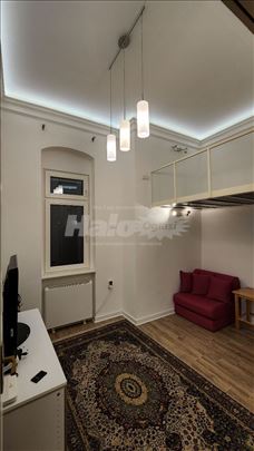Lux jednoiposoban, Kalemegdan-atraktivna galerija