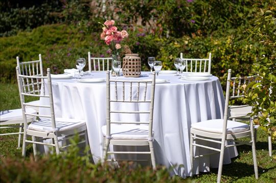 Tiffany stolice, stolovi i oprema za proslave