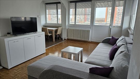 Blok 21, renoviran, komforan, ID 21755