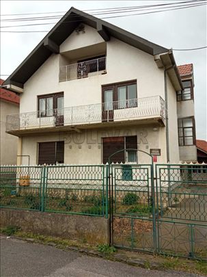 Kuća u  Kragujevcu, naselje Palilule , 91 m2, plac