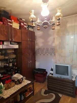 Na prodaju stan u Kragujevcu 90 m2