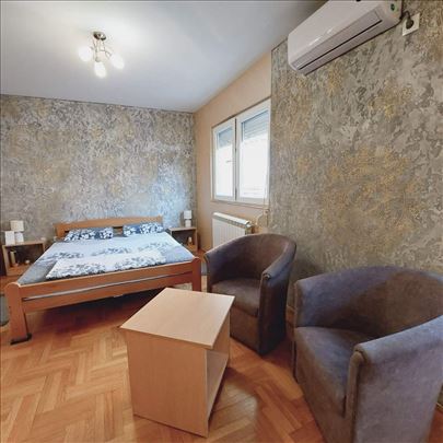  Stan na dan / prenoćište / apartman  - Čačak