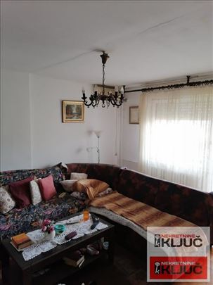 Novo Naselje, 89m2, Troiposoban