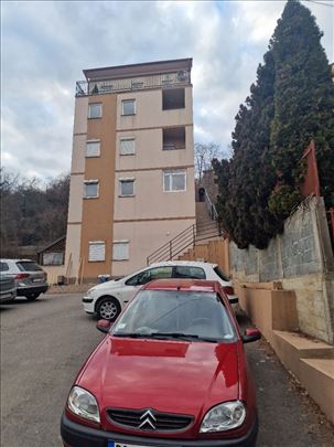 Rakovica-Kneževačka 3.0 60m2 Nov stan