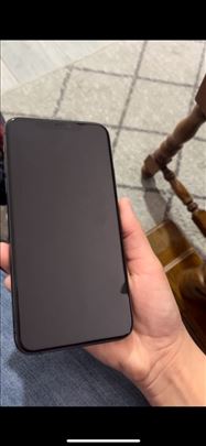 Iphone 11 pro max 64gb super stanje