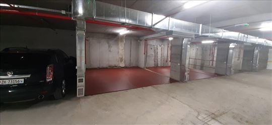 Lipov lad, garažno mesto + 13m2 podruma, ID 25501