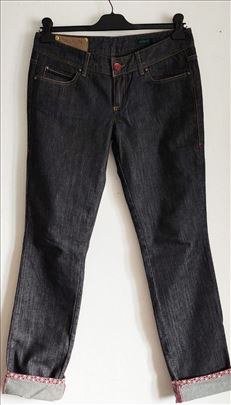 Nove Benetton Skinny jeans farmerke br. 31 