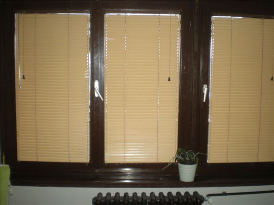 Polovni prozori  i vrata
