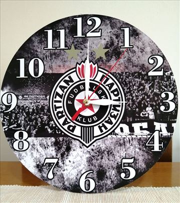 Partizan zidni sat