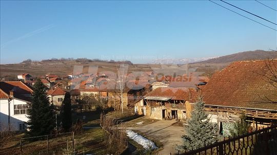 Seosko imanje u okolini Leskovca