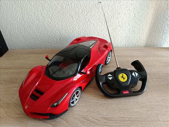 Originalni Rastar Ferrari na daljinsko upravljanje
