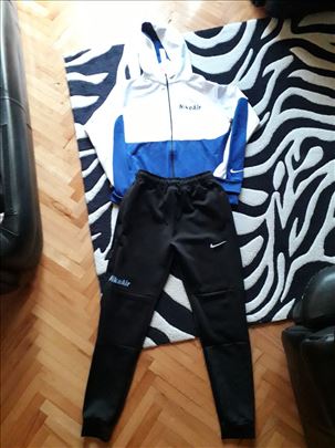 Nike komplet l veličina