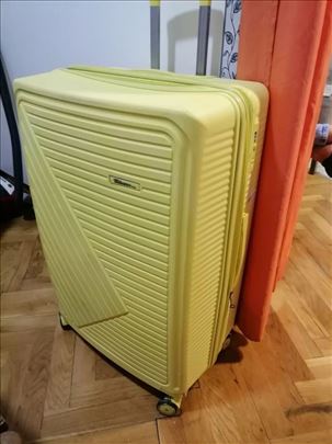Kofer veliki putni žuti tvrdi oko 80 /50 /35 