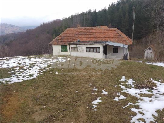 Prodaja kuće u selu Kriva feja kod Vranja 